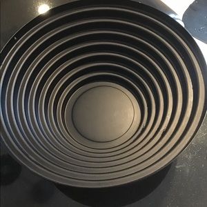 Black Round Serving Bowl